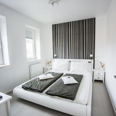 Azur Haz Viola Apartman Sárvár Exterior foto