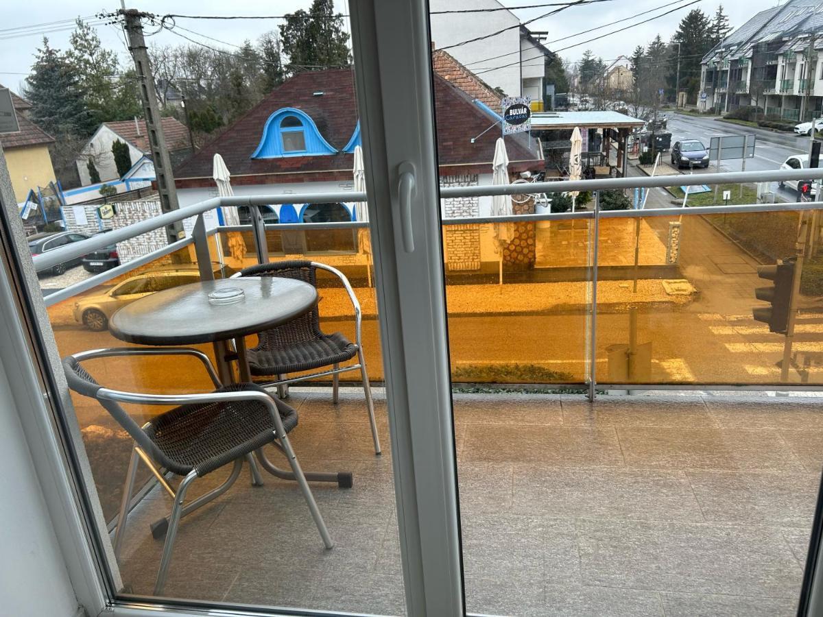 Azur Haz Viola Apartman Sárvár Exterior foto